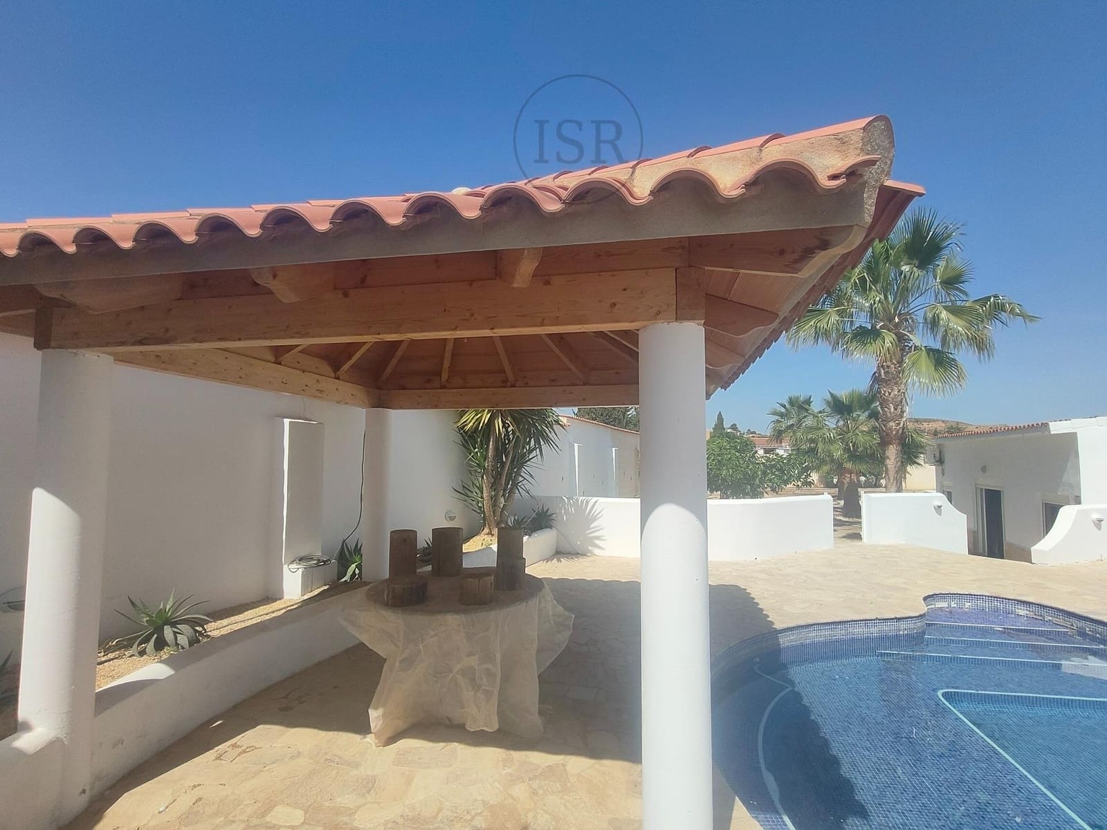 3 bedroom Villa for sale in El Real with garage - € 625,000 (Ref: 9865259)
