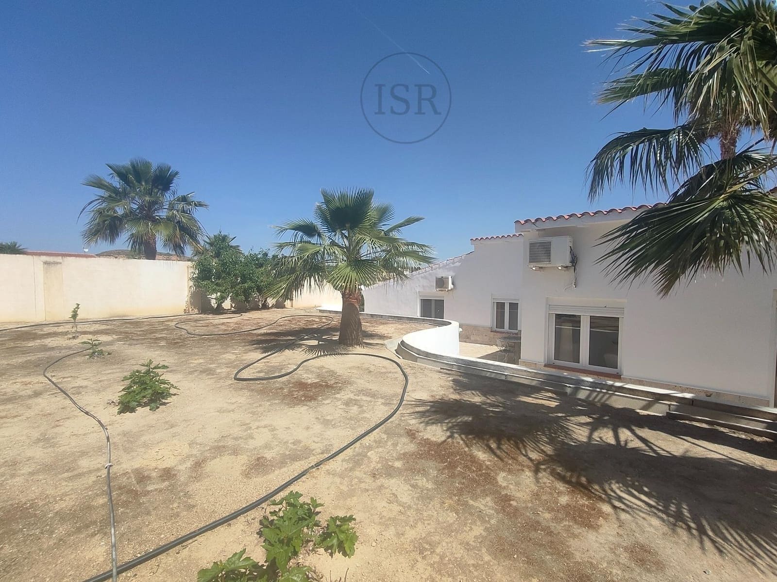 3 bedroom Villa for sale in El Real with garage - € 625,000 (Ref: 9865259)