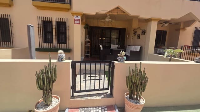 Apartamento de 2 habitaciones en Puerto del Rey, Vera en venta con piscina garaje - 235.000 € (Ref: 9915898)