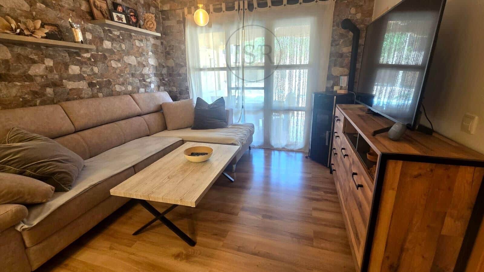 2 makuuhuone Huoneisto myytävänä paikassa Puerto del Rey mukana uima-altaan 
autotalli - 235 000 € (Ref: 9915898)