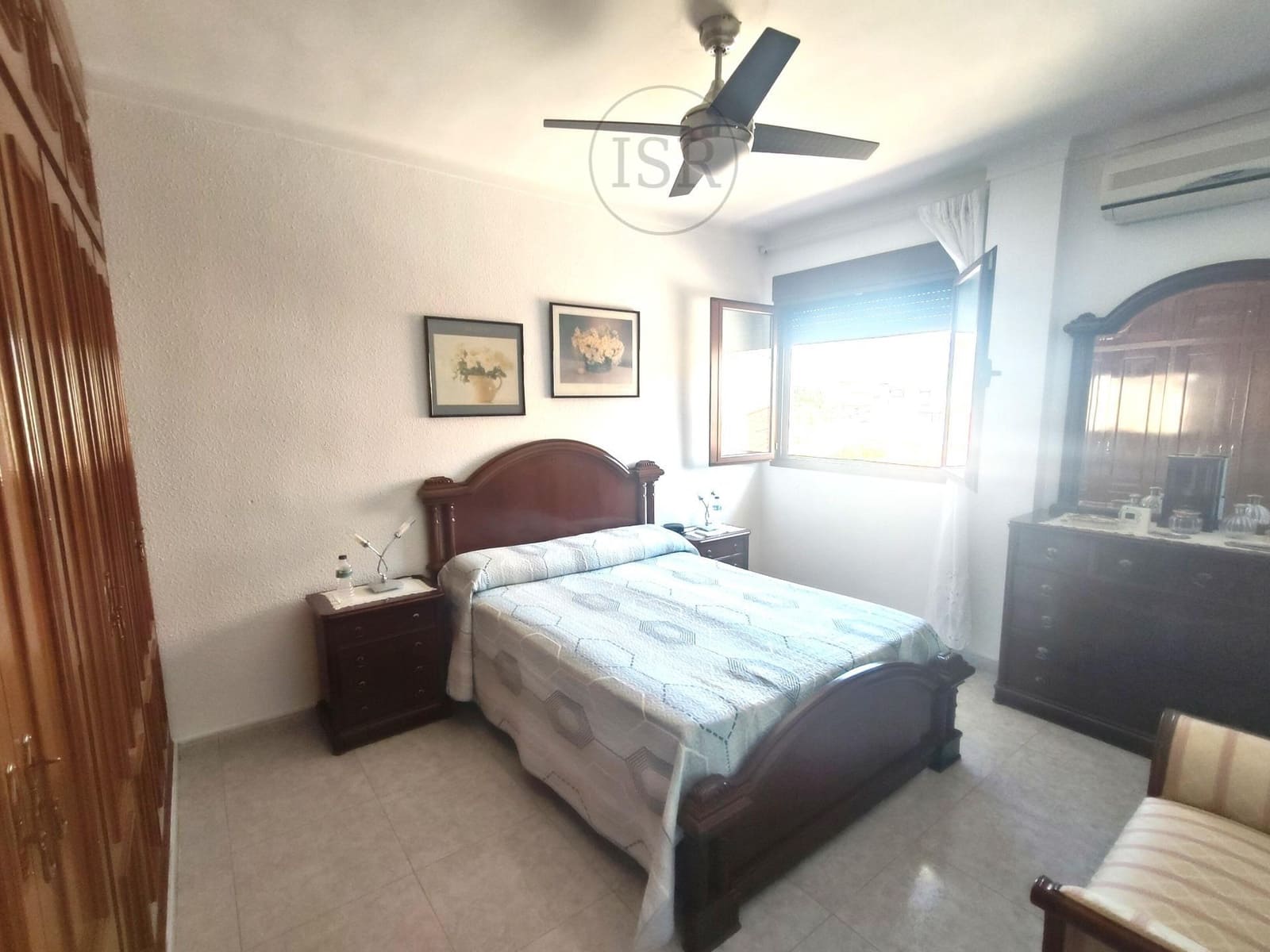 3 bedroom Villa for sale in Cuevas del Almanzora with garage - € 259,000 (Ref: 9936465)