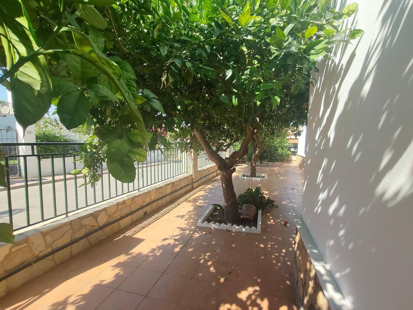 3 bedroom Villa for sale in Cuevas del Almanzora with garage - € 259,000 (Ref: 9936465)