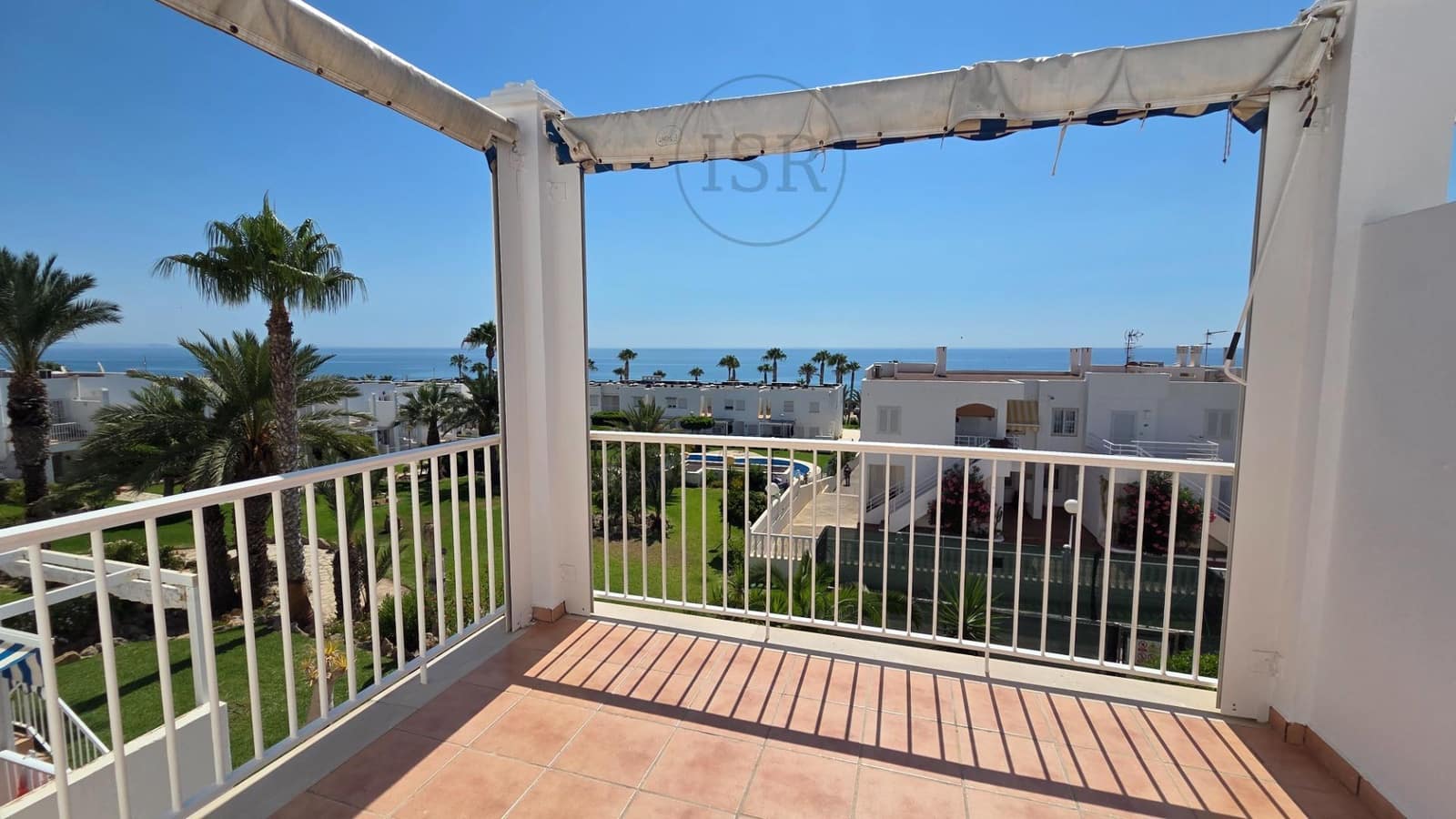 Apartamento de 3 habitaciones en Mojácar en venta con piscina garaje - 349.000 € (Ref: 9949860)