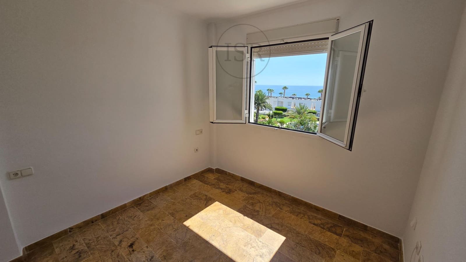 Apartamento de 3 habitaciones en Mojácar en venta con piscina garaje - 349.000 € (Ref: 9949860)