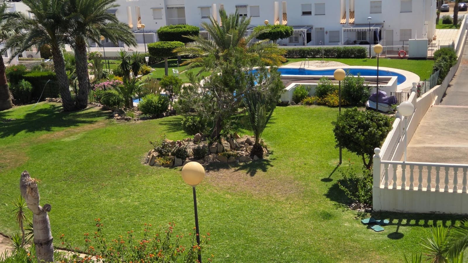 Apartamento de 3 habitaciones en Mojácar en venta con piscina garaje - 349.000 € (Ref: 9949860)