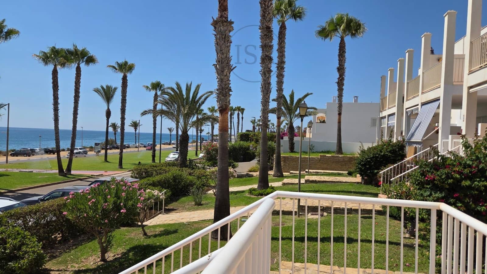 Apartamento de 3 habitaciones en Mojácar en venta con piscina garaje - 349.000 € (Ref: 9949860)