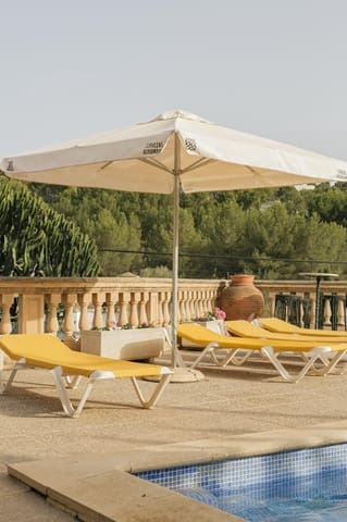 4 soveværelse Villa til salg i Calvià med swimmingpool garage - € 970.000 (Ref: 8436979)