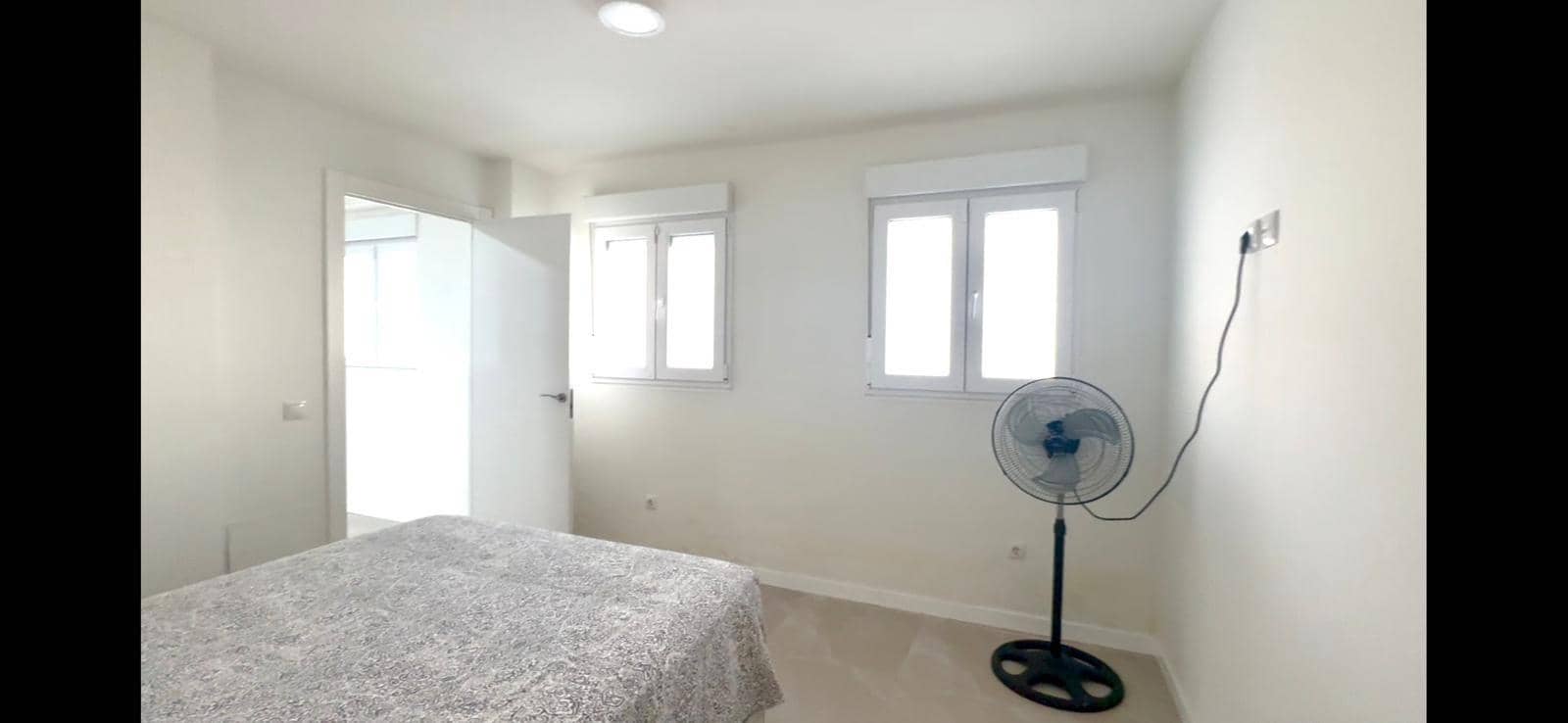 2 slaapkamer Commercieel te koop in Magalluf - € 199.000 (Ref: 9100802)