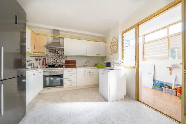 Piso de 3 habitaciones en Santa Ponsa, Calvià en venta - 360.000 € (Ref: 9282274)