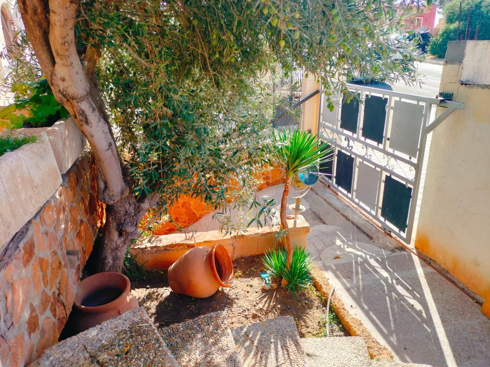 5 soveværelse Villa til salg i Palma de Mallorca med garage - € 650.000 (Ref: 9294421)