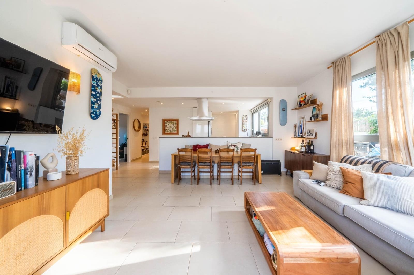 3 bedroom Beach Apartment for sale in Can Pastilla with pool garage - € 710,000 (Ref: 9533824)