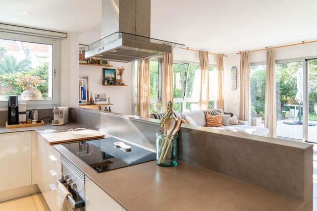 3 chambre Appartement de Plage à vendre à Can Pastilla, Palma de Mallorca avec piscine garage - 710 000 € (Ref: 9533824)