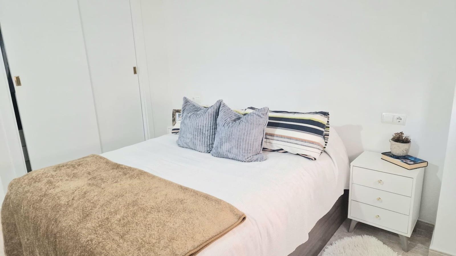 2 soveværelse Lejlighed til salg i Palma de Mallorca - € 349.999 (Ref: 9555946)