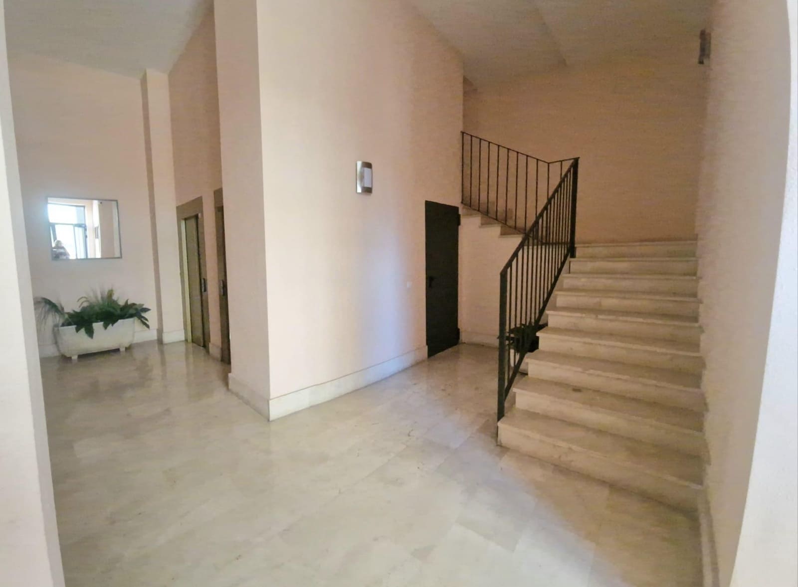 2 soveværelse Lejlighed til salg i Palma de Mallorca - € 349.999 (Ref: 9555946)