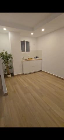 Comercial para venda em Magalluf, Calvià - 400 000 € (Ref: 9625762)