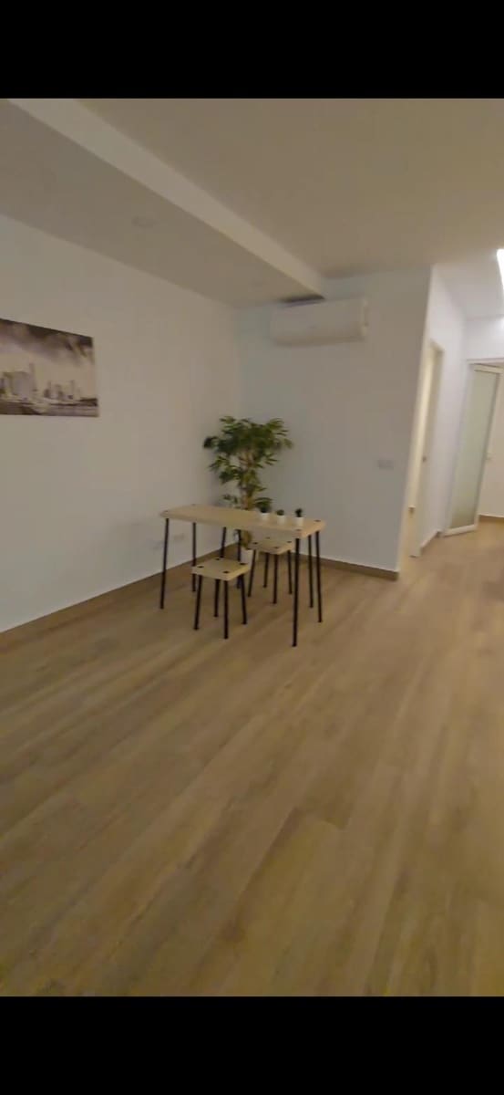 Kommersiell til salgs i Magalluf - € 220 000 (Ref: 9630078)