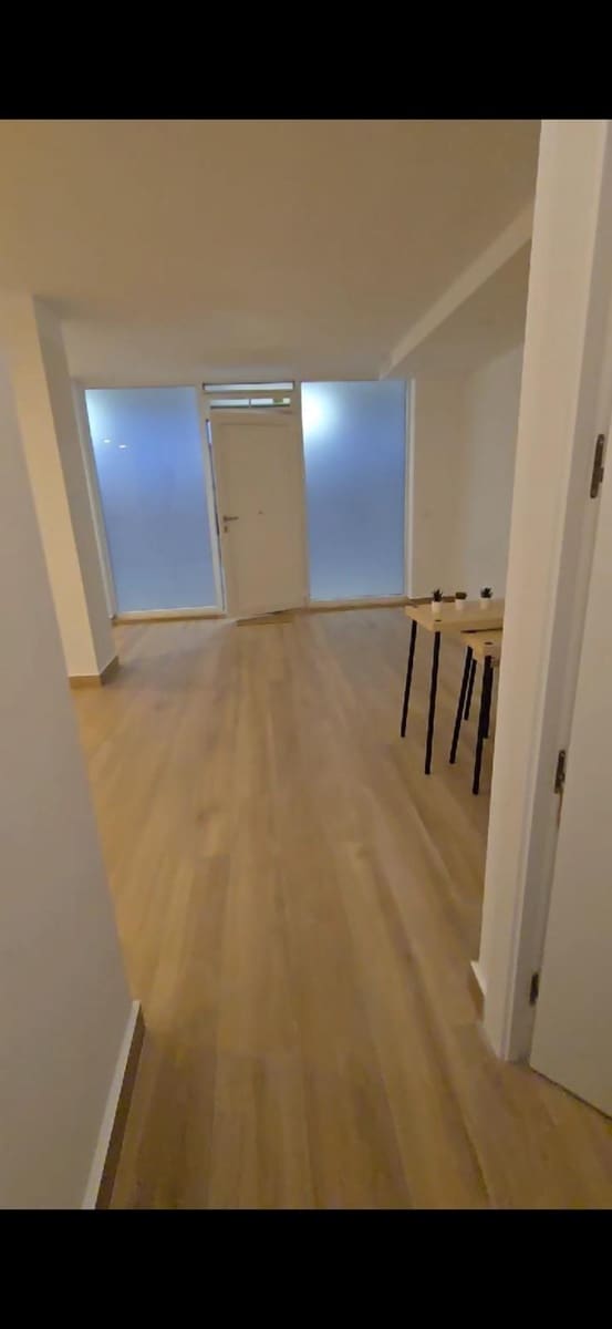 Kommersiell til salgs i Magalluf - € 220 000 (Ref: 9630078)