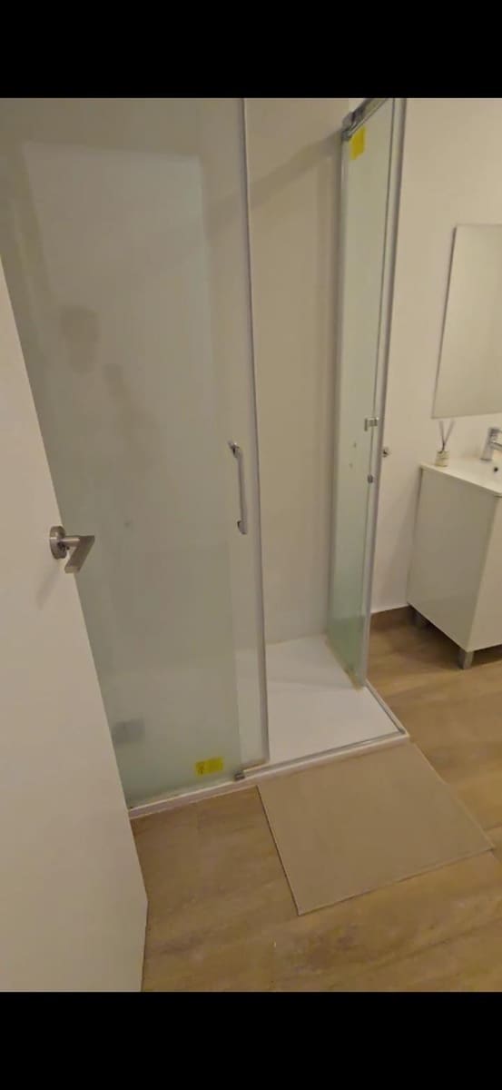 Kommersiell til salgs i Magalluf - € 220 000 (Ref: 9630078)