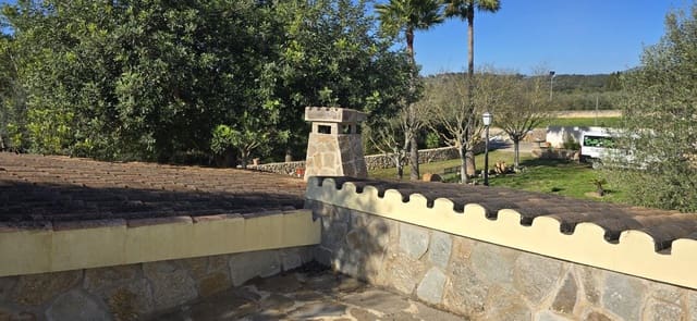 8 soveværelse Finca/Landehus til salg i Costitx med garage - € 650.000 (Ref: 9686519)