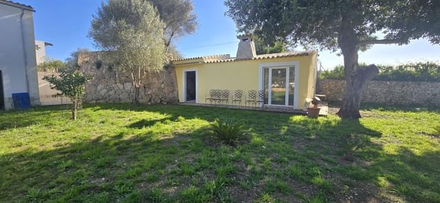 8 soveværelse Finca/Landehus til salg i Costitx med garage - € 650.000 (Ref: 9686519)