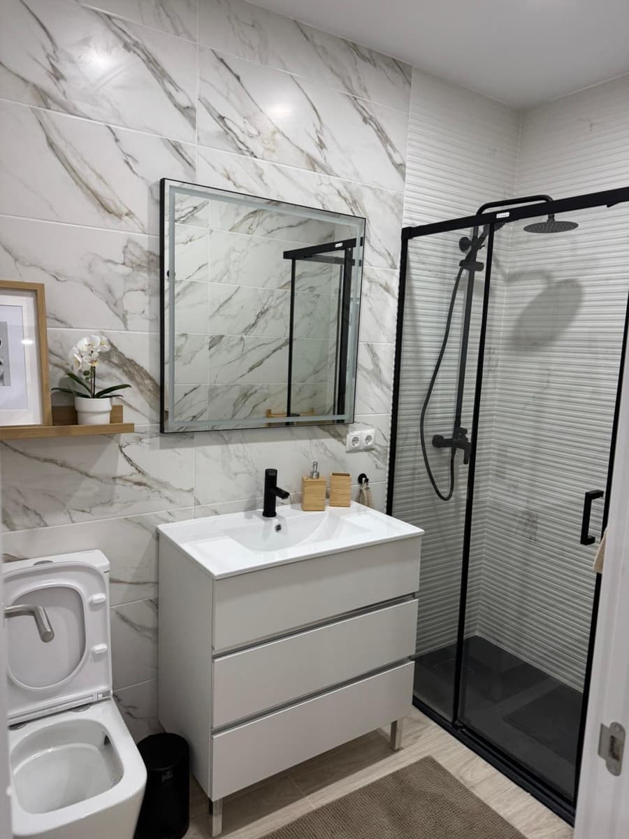 Erhverv til salg i Magalluf - € 189.000 (Ref: 9730261)