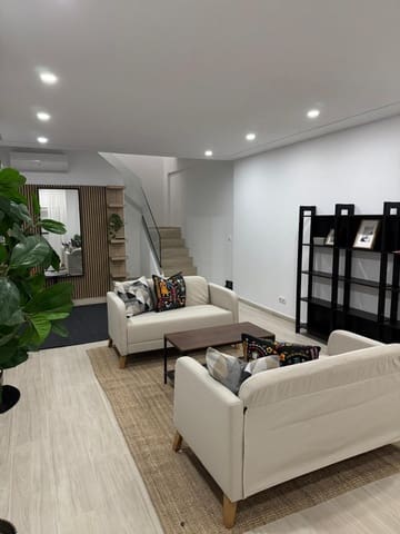 Erhverv til salg i Magalluf, Calvià - € 189.000 (Ref: 9730261)