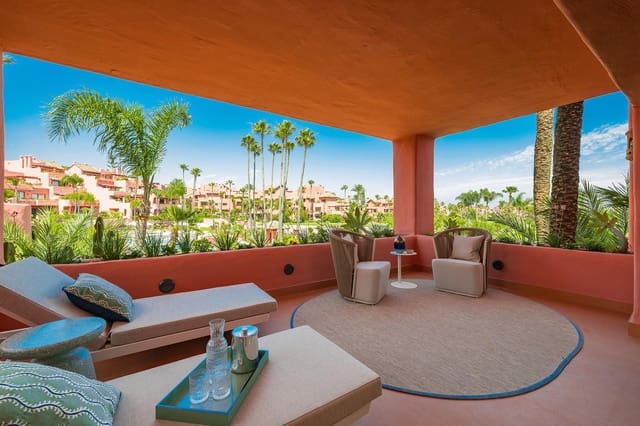 3 soveværelse Lejlighed til salg i Resinera-Voladilla, Estepona med garage - € 2.395.000 (Ref: 10023311)