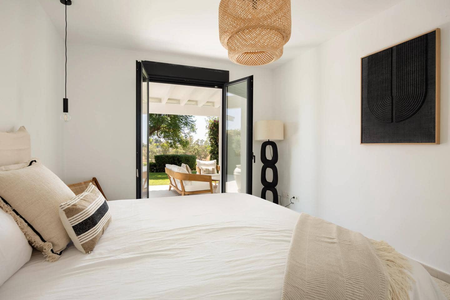 4 Zimmer Villa zu verkaufen in Benahavis mit Pool Garage - 2.095.000 € (Ref: 10023367)