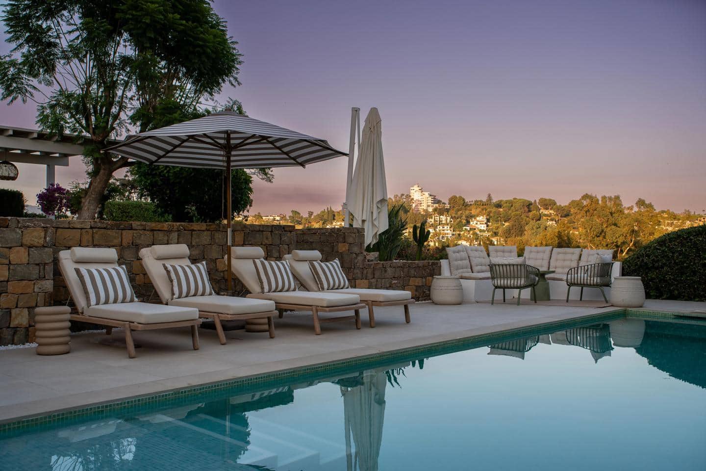 4 Zimmer Villa zu verkaufen in Benahavis mit Pool Garage - 2.095.000 € (Ref: 10023367)