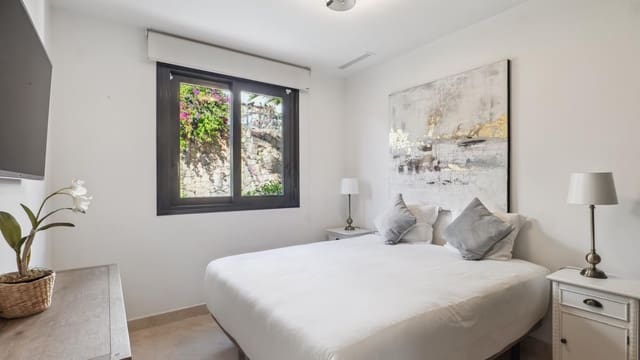 3 quarto Moradia para venda em Lomas De Marbella, Marbella - 1 985 000 € (Ref: 10024612)
