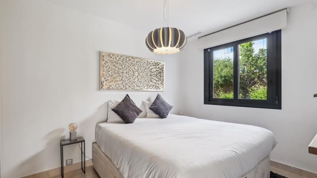 3 quarto Moradia para venda em Lomas De Marbella, Marbella - 1 985 000 € (Ref: 10024612)
