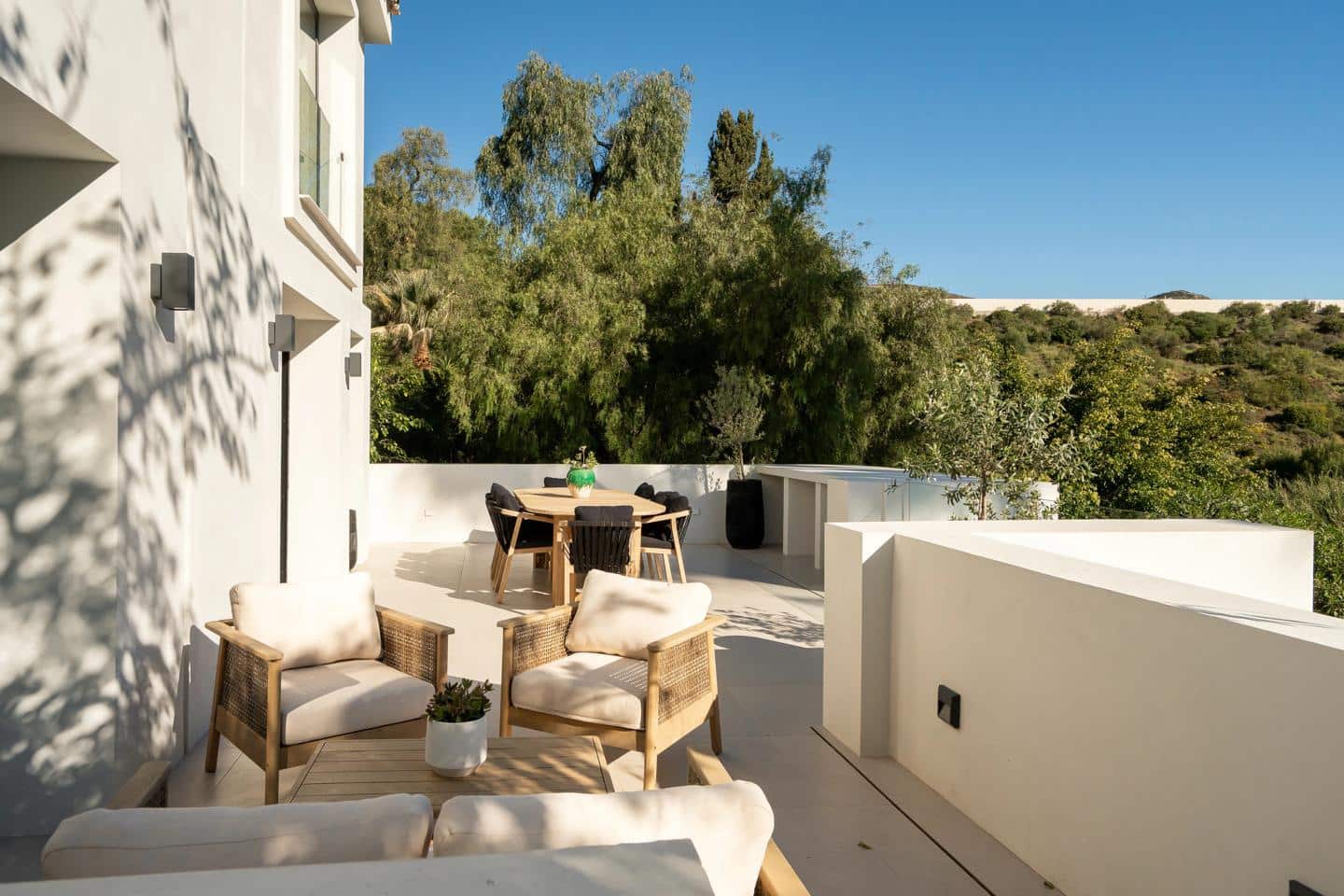 6 Zimmer Villa zu verkaufen in Marbella mit Pool Garage - 2.495.000 € (Ref: 10024917)