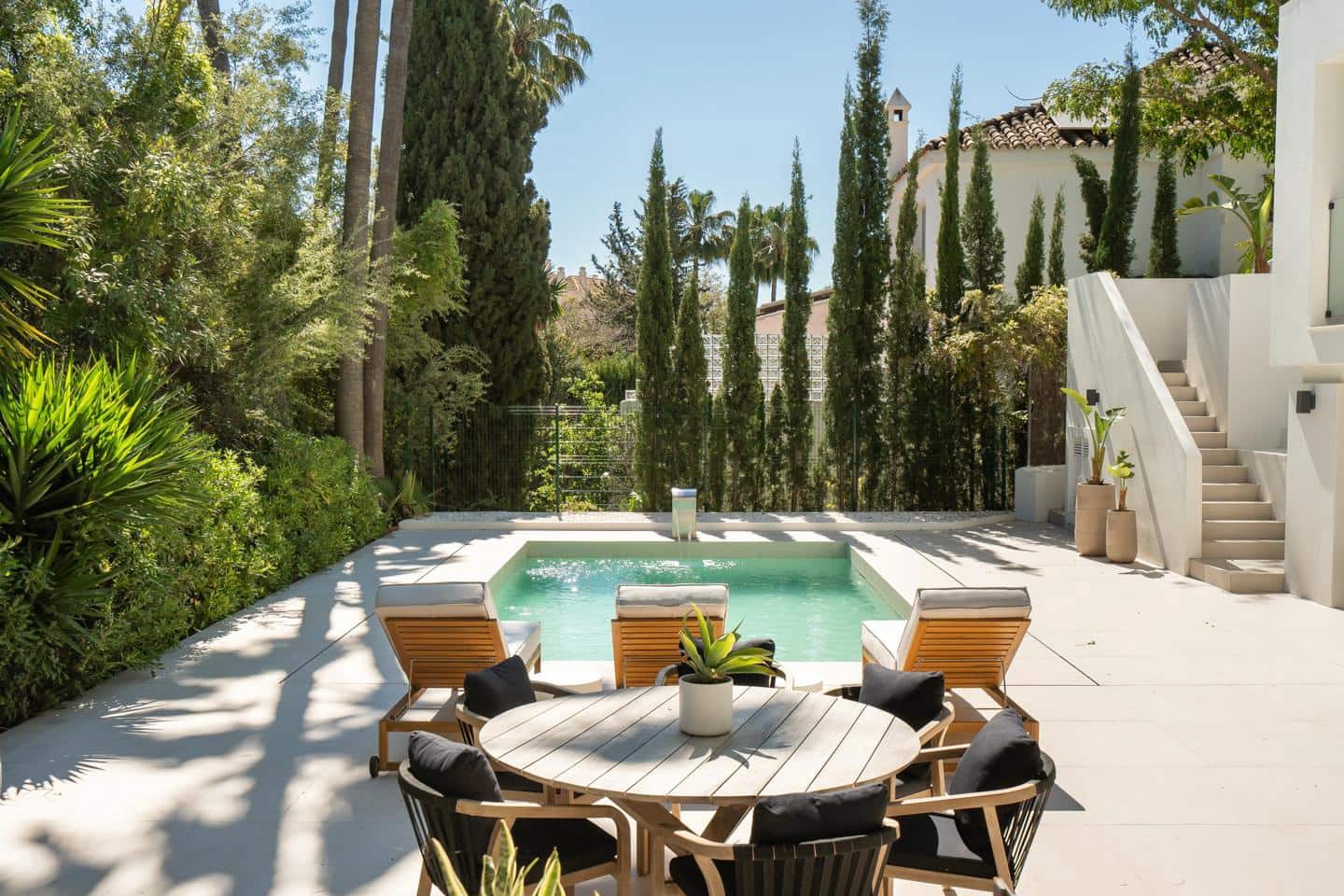 6 Zimmer Villa zu verkaufen in Marbella mit Pool Garage - 2.495.000 € (Ref: 10024917)