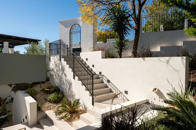 6 Zimmer Villa zu verkaufen in Los Naranjos, Marbella mit Pool Garage - 2.495.000 € (Ref: 10024917)