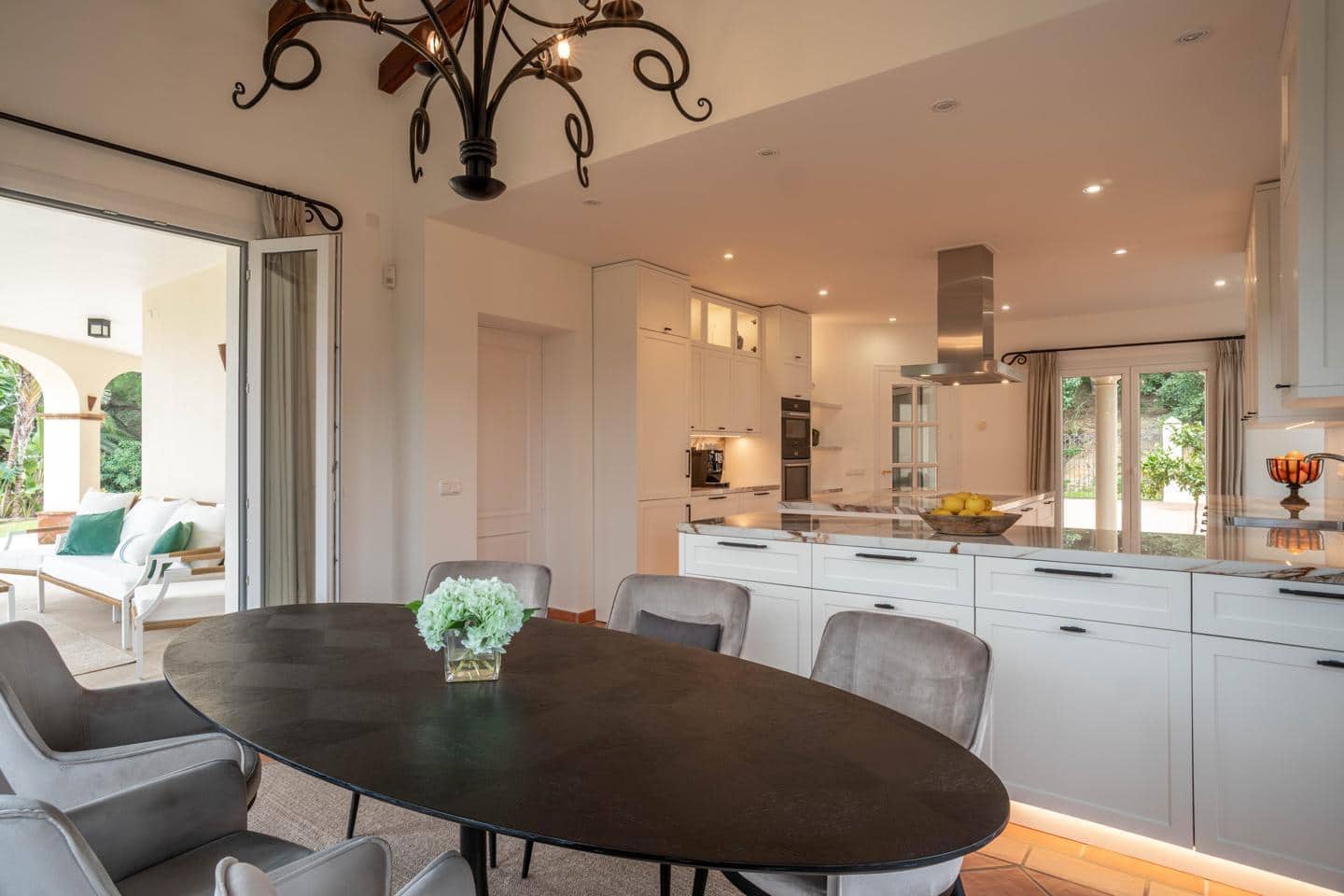 3 Zimmer Villa zu verkaufen in Sotogrande mit Garage - 2.980.000 € (Ref: 10055585)