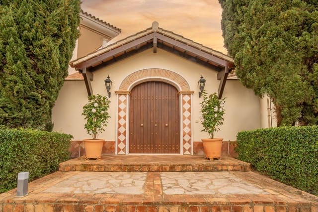 3 sovrum Villa till salu i Sotogrande Alto, San Roque med garage - 2 980 000 € (Ref: 10055585)