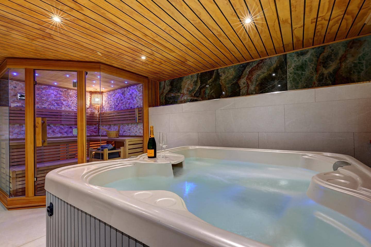 4 makuuhuone Huvila myytävänä paikassa Casares mukana uima-altaan - 1 999 000 € (Ref: 10055586)