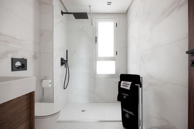 4 Zimmer Wohnung zu verkaufen in Nueva Alcántara, Marbella mit Garage - 1.460.000 € (Ref: 10073420)