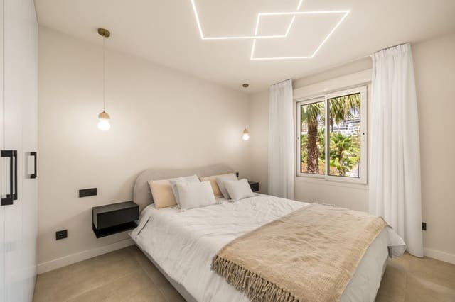 3 Zimmer Wohnung zu verkaufen in Los Naranjos, Marbella mit Garage - 995.000 € (Ref: 10082038)