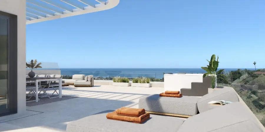 Piso de 2 habitaciones en Estepona en venta con piscina garaje - 990.000 € (Ref: 10090904)