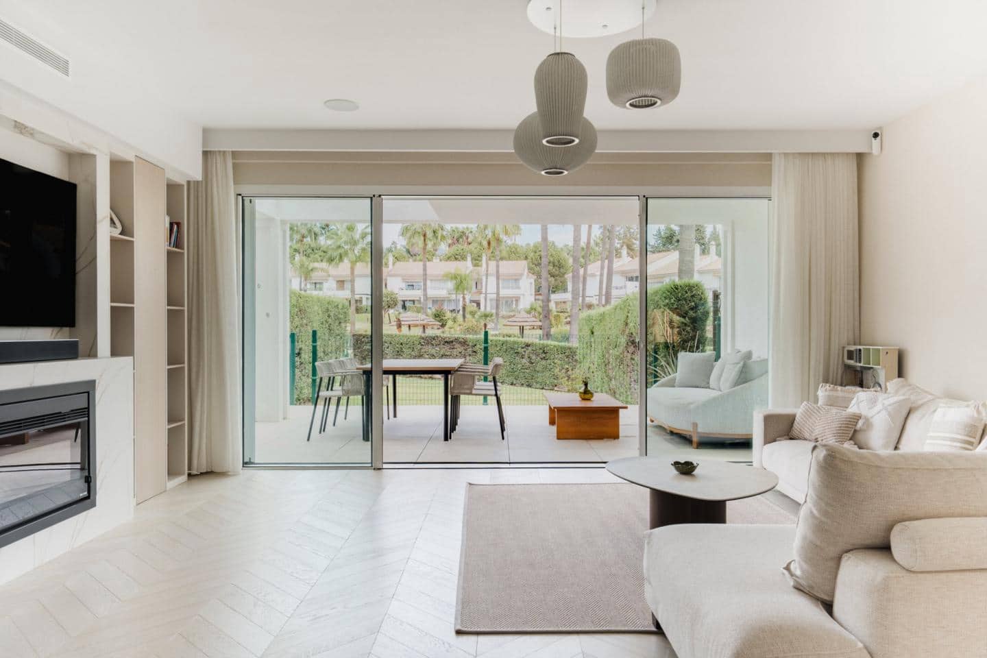 3 soveværelse Villa til salg i Benahavis med swimmingpool garage - € 1.295.000 (Ref: 10175496)