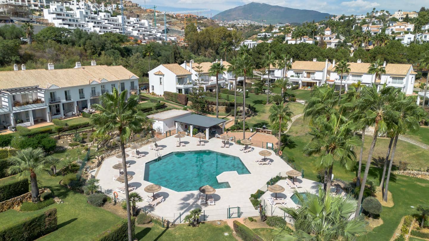 3 soveværelse Villa til salg i Benahavis med swimmingpool garage - € 1.295.000 (Ref: 10175496)