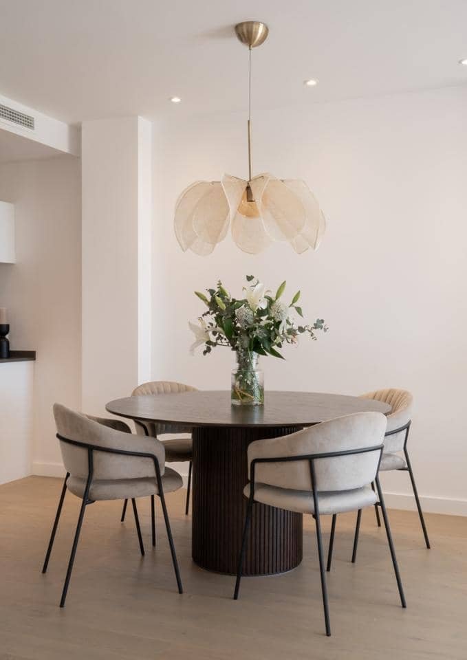 Piso de 2 habitaciones en Benahavís en venta con garaje - 645.000 € (Ref: 8697506)