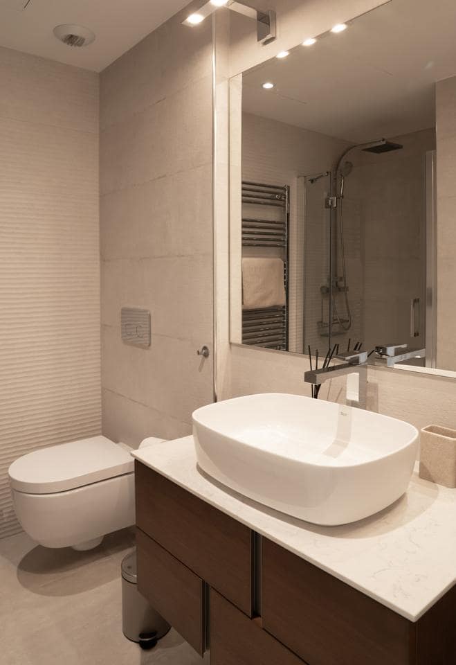 Piso de 2 habitaciones en Benahavís en venta con garaje - 645.000 € (Ref: 8697506)