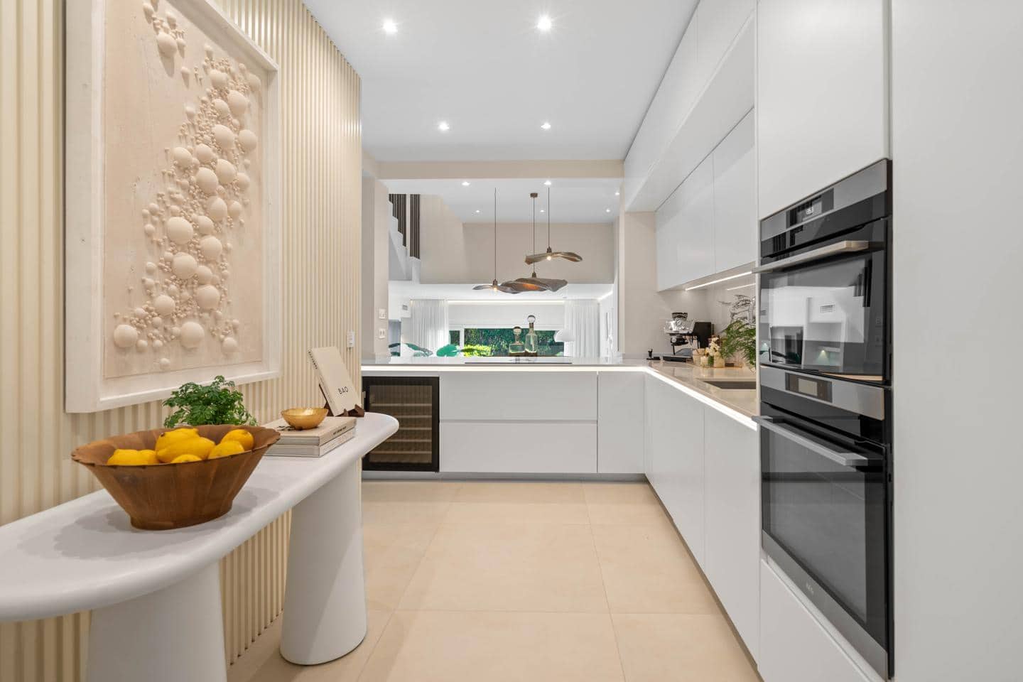 3 sypialnia Willa na sprzedaż w Marbella z basenem garażem - 1 750 000 € (Ref: 8697517)