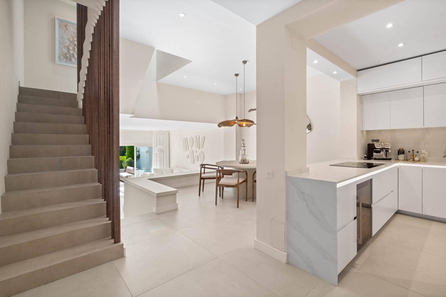 3 sypialnia Willa na sprzedaż w Marbella z basenem garażem - 1 750 000 € (Ref: 8697517)