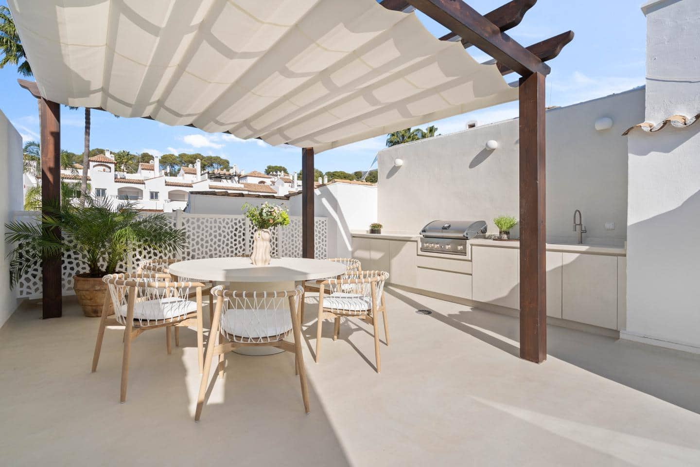 3 sypialnia Willa na sprzedaż w Marbella z basenem garażem - 1 750 000 € (Ref: 8697517)