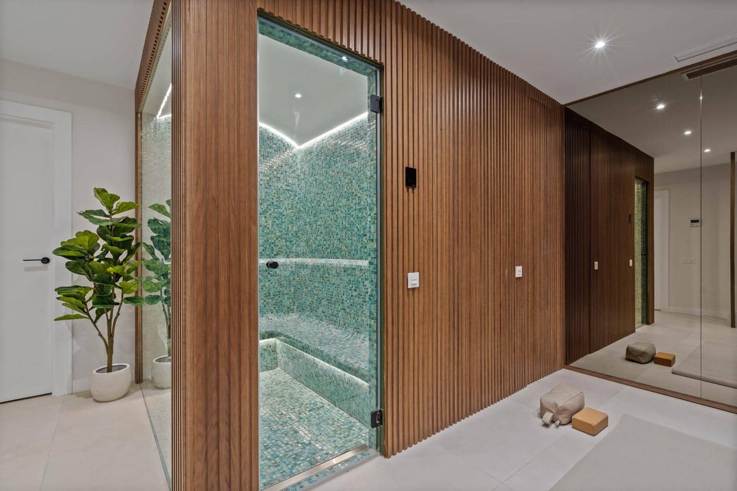 3 sypialnia Willa na sprzedaż w Marbella z basenem garażem - 1 750 000 € (Ref: 8697517)