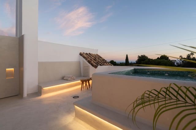 3 soverom Villa til salgs i Aloha Golf, Marbella med svømmebasseng garasje - € 1 750 000 (Ref: 8697518)