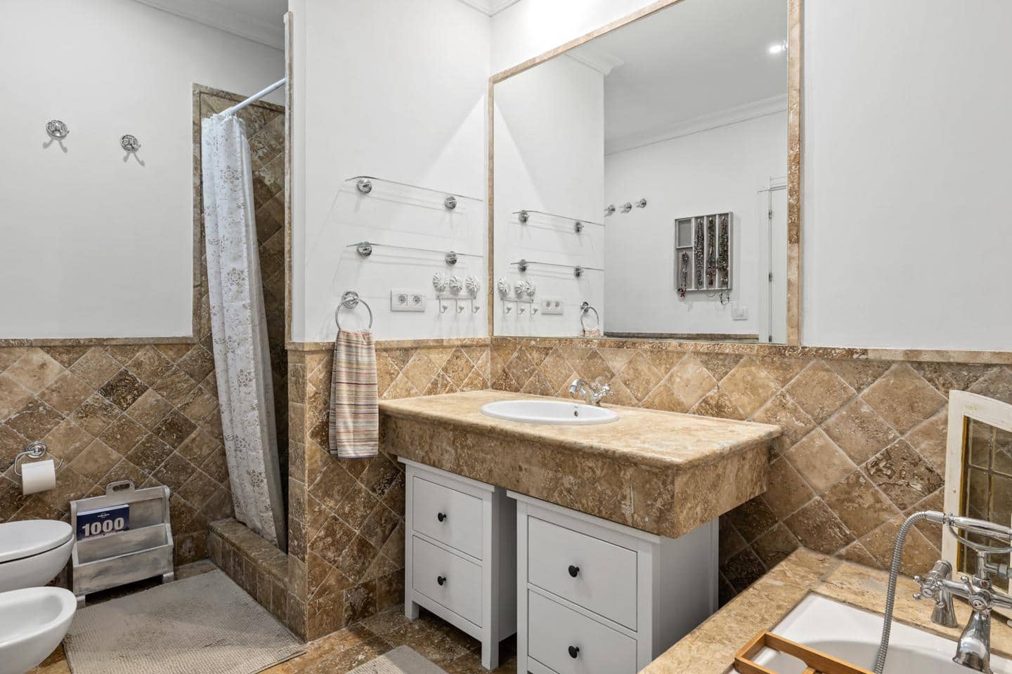 4 sypialnia Willa na sprzedaż w El Paraiso z basenem garażem - 695 000 € (Ref: 8727038)